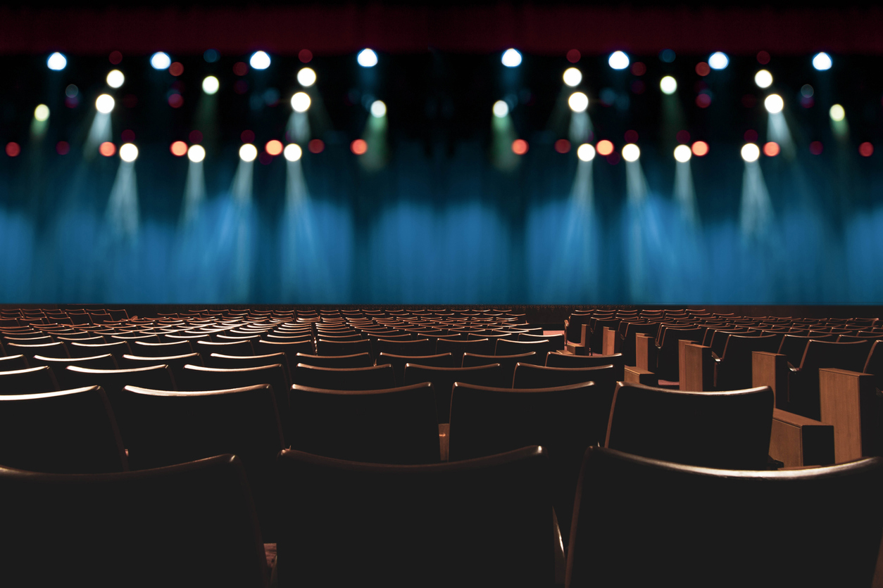 Enjoy Virtual Performances from Theaters Near Redmond